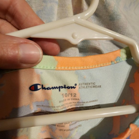 Champion Girls 10/12 Shirt that has Tie at Bottom on the Side - Picture 3 of 4